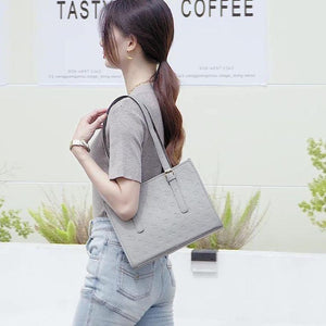 Women's Monogram Tote Bag / Shoulder Bag -HME 3300
