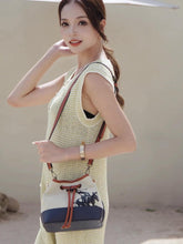 Load image into Gallery viewer, Women&#39;s Top Handle Sling Bag / Crossbody Bag - HLG 953